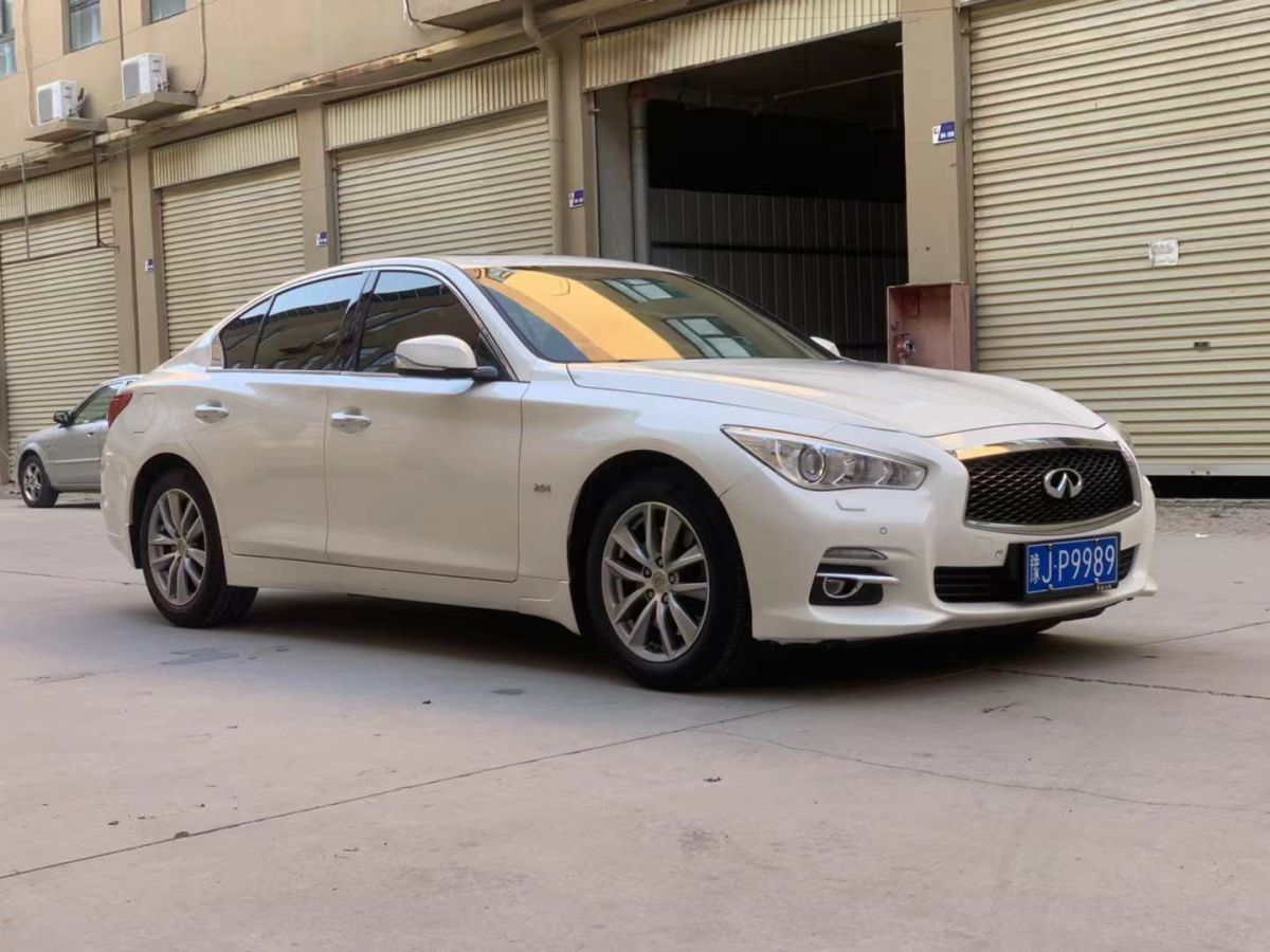 英菲尼迪 Q50  2014款 2.0T 豪華版圖片