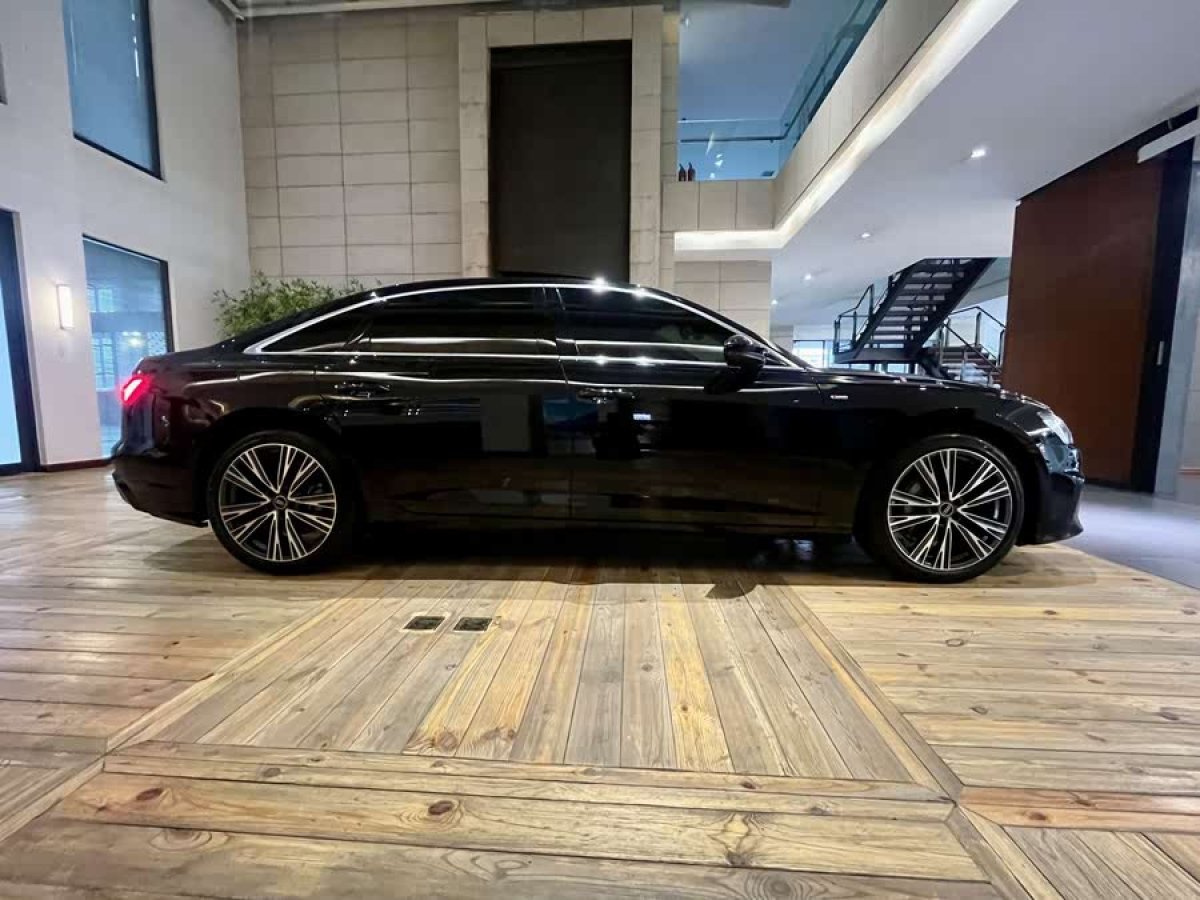 奧迪 奧迪A6L  2022款 45 TFSI 臻選動(dòng)感型圖片