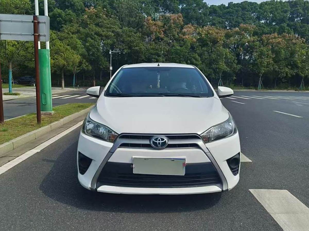 豐田 YARiS L 致炫  2015款 1.5E 自動(dòng)魅動(dòng)版圖片