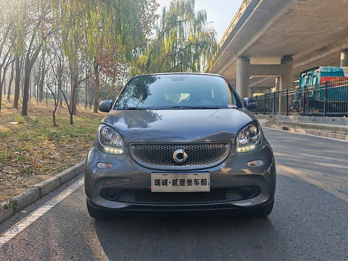 smart forfour  2018款 0.9T 66千瓦先鋒版圖片