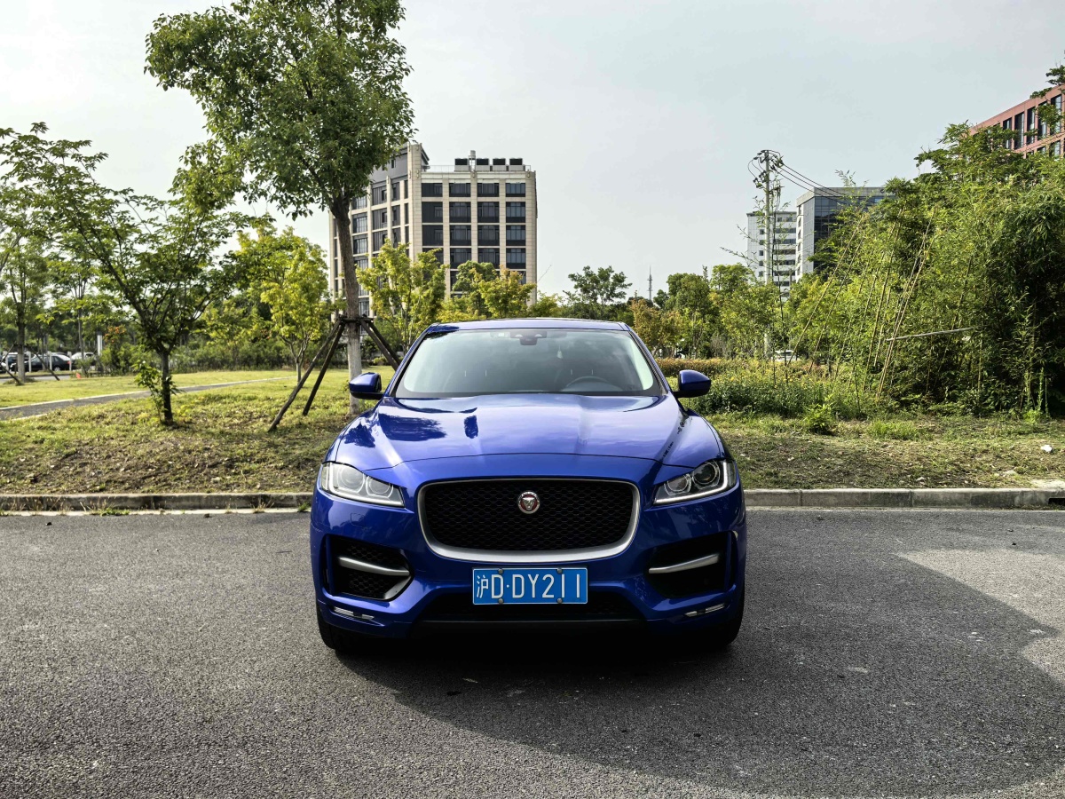 捷豹 F-PACE  2018款 改款 2.0T 四驅(qū)R-Sport運(yùn)動(dòng)版圖片