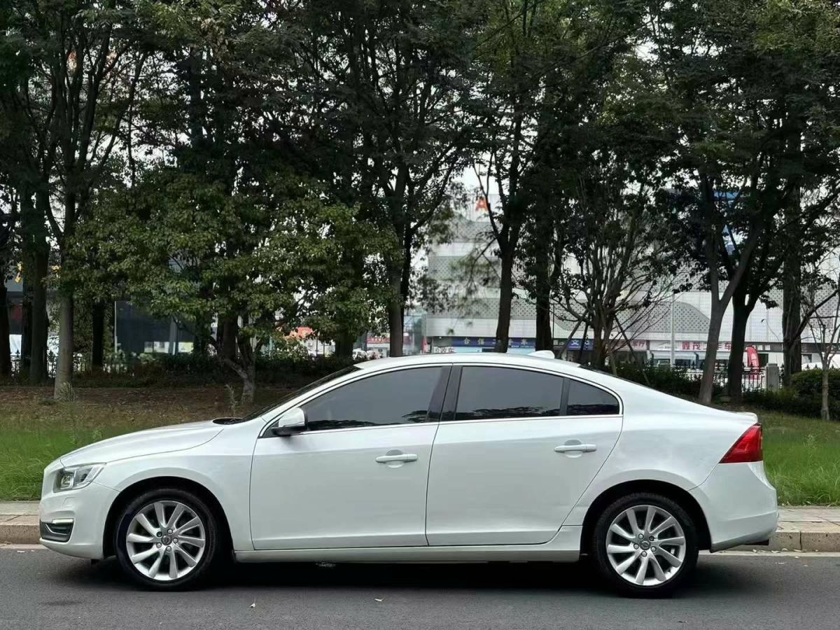 沃爾沃 S60  2018款 S60L 1.5T 智行版圖片