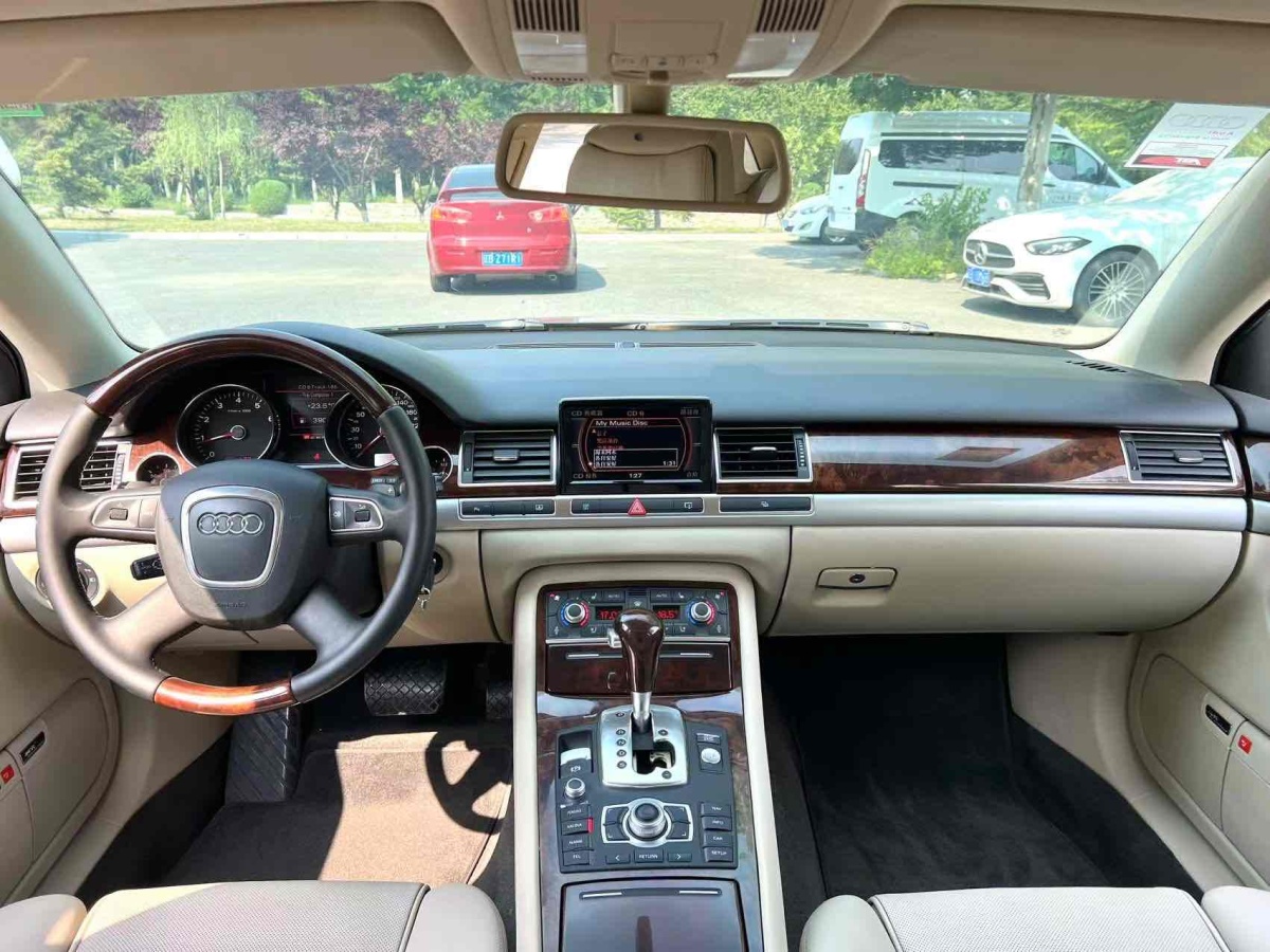 奧迪 奧迪A8  2008款 A8L 3.2 FSI標(biāo)準(zhǔn)型圖片