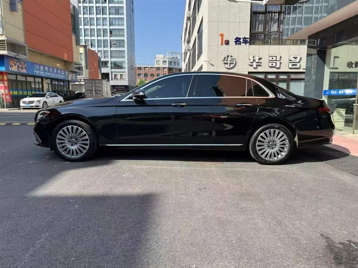 奔馳 奔馳E級  2023款 改款 E 300 L 豪華型圖片