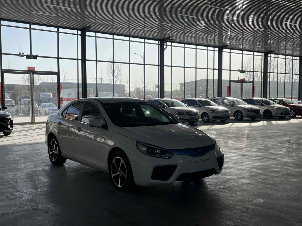 江淮 iEVA50  2018款 iEVA50 豪華型圖片
