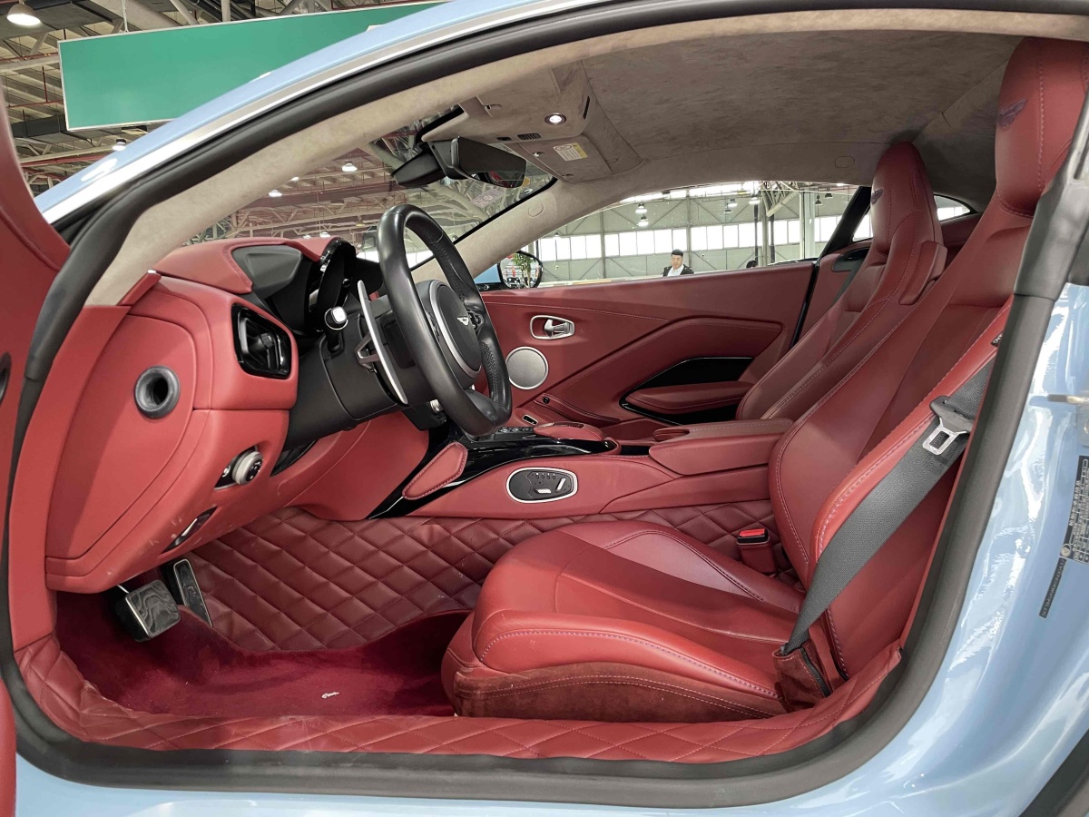 2019年5月阿斯顿·马丁 V8 Vantage  2022款 4.0T V8 Coupe