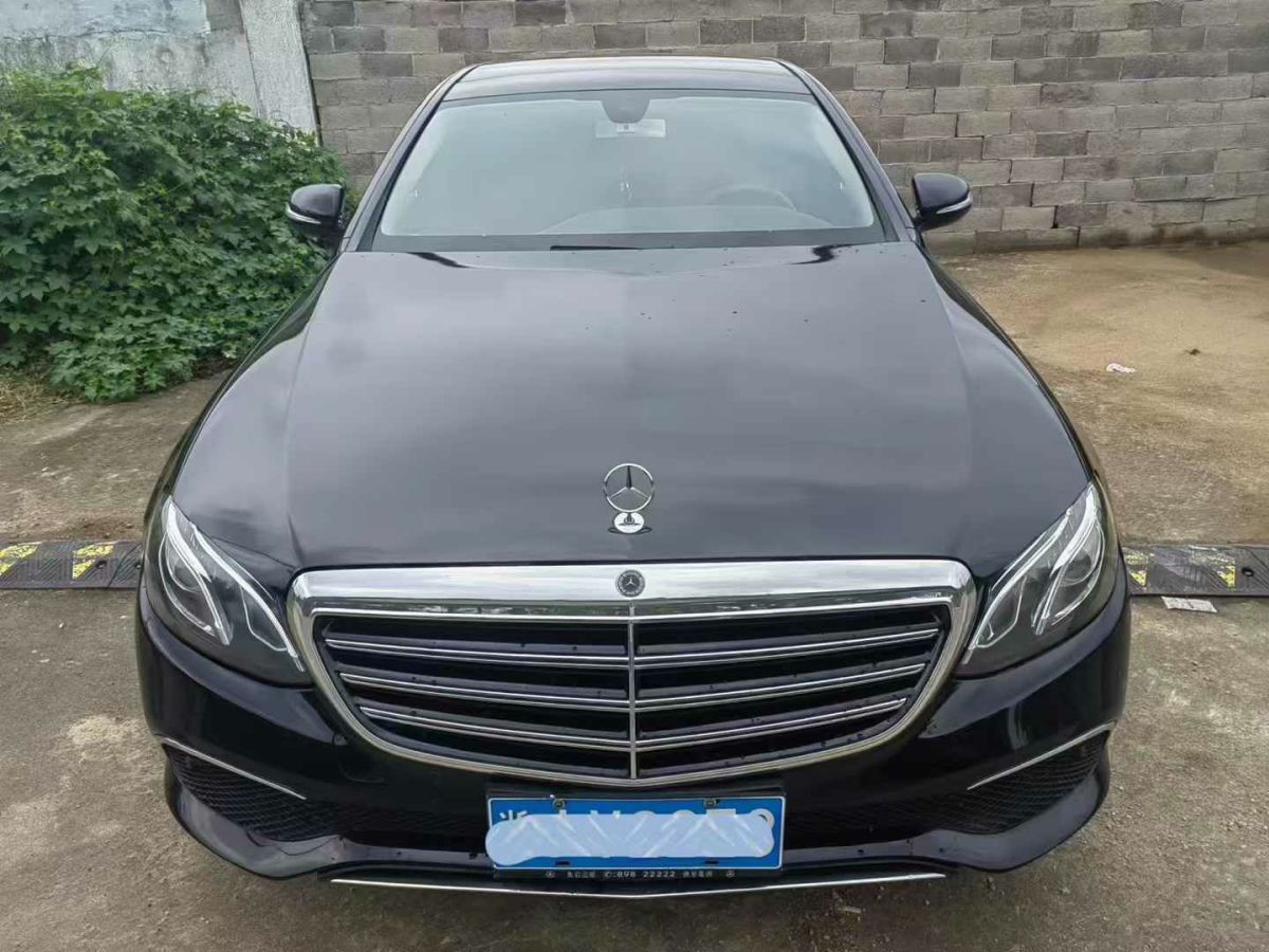 2019年9月奔馳 奔馳A級  2019款  A 220 L 4MATIC 運動轎車