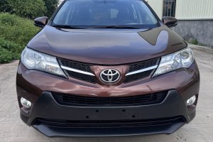 RAV4 豐田 榮放 2.0L CVT四驅(qū)新銳版