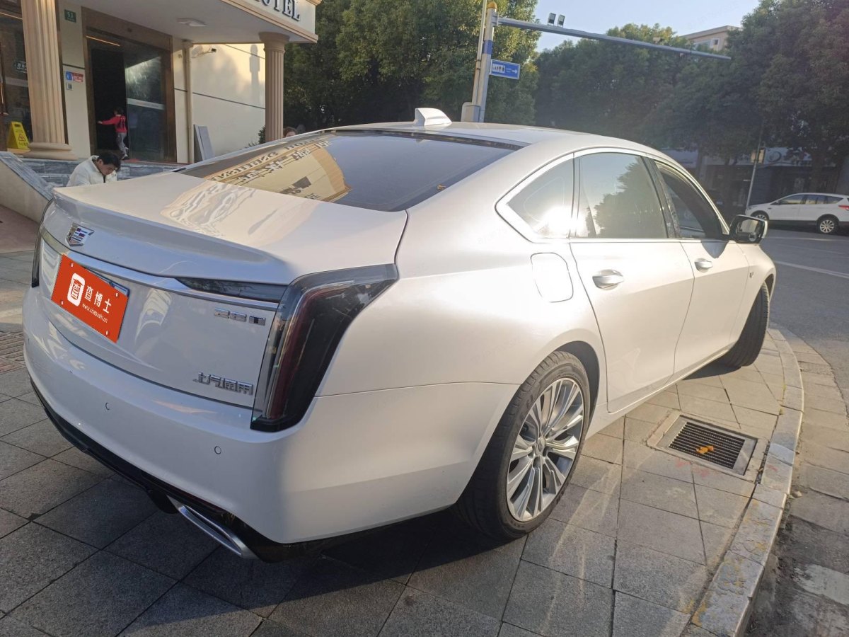 凱迪拉克 CT6  2023款 28T 豪華型圖片