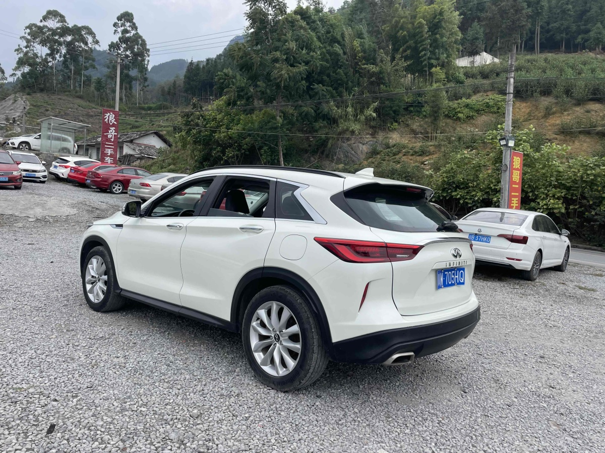 2019年1月英菲尼迪 QX50  2018款 QX50 2.0T CVT兩驅(qū)時尚版