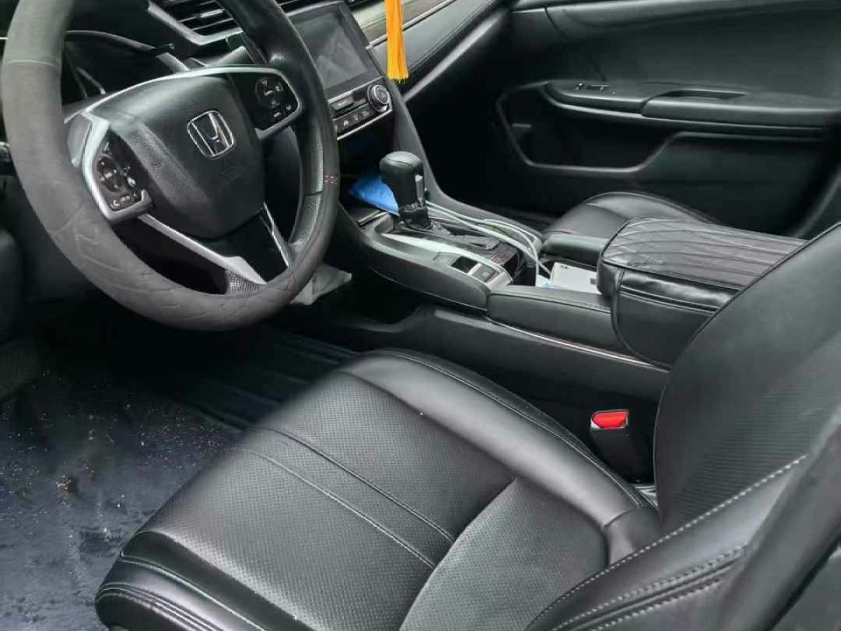 本田 思域  2021款 HATCHBACK 220TURBO CVT新銳控圖片