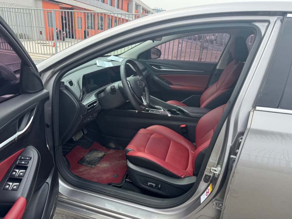 長安 逸動  2021款 PLUS 藍鯨NE 1.4T GDI DCT尊貴型圖片