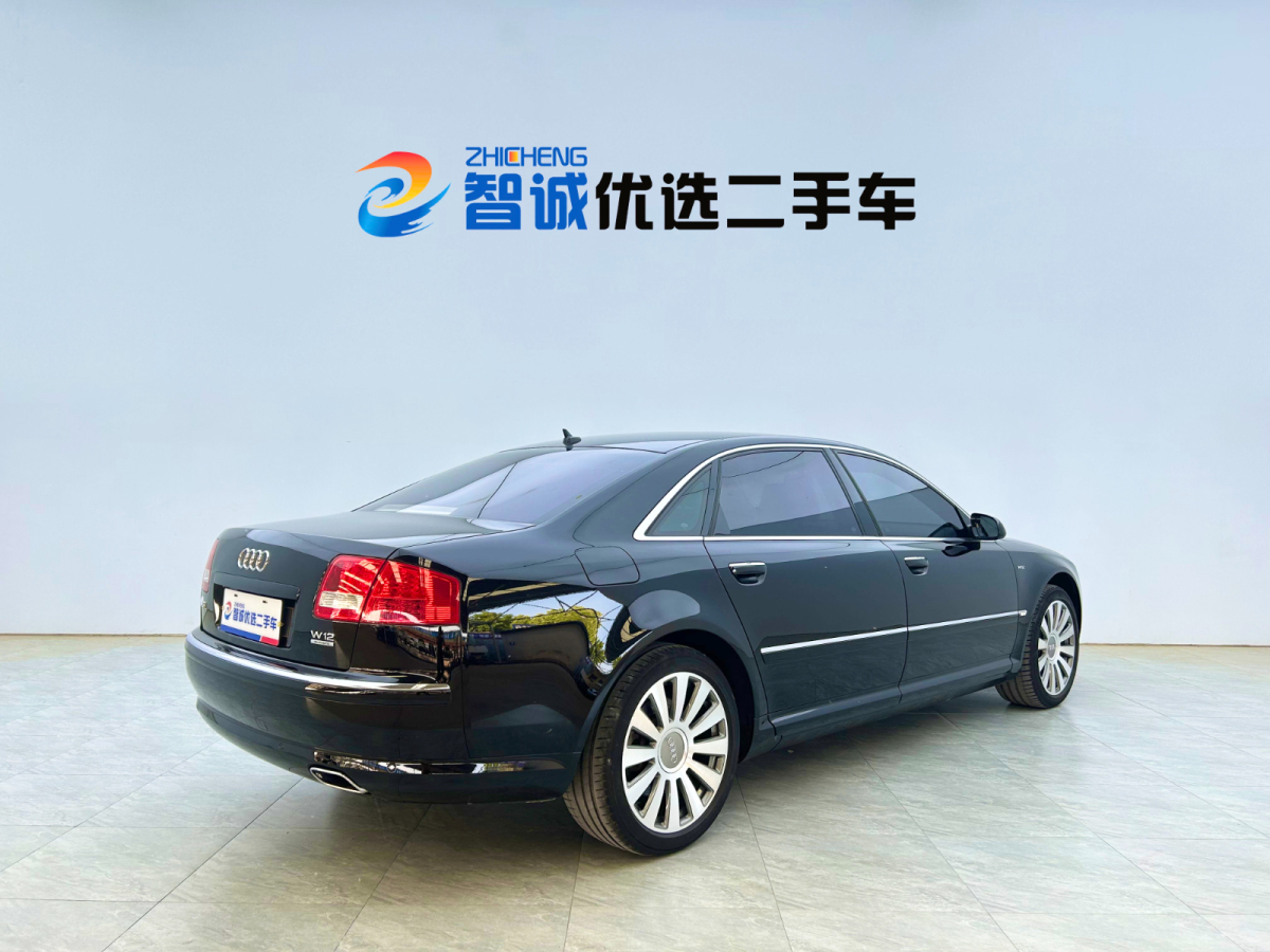 奧迪 奧迪A8  2006款 A8L 6.0 W12 quattro旗艦型圖片