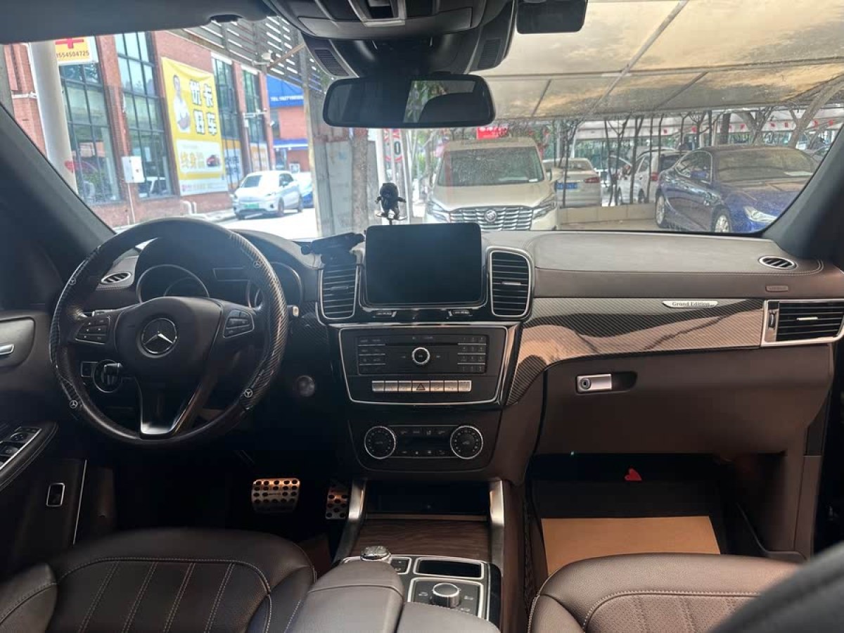 奔馳 奔馳GLE  2017款 GLE 320 4MATIC 動(dòng)感型圖片