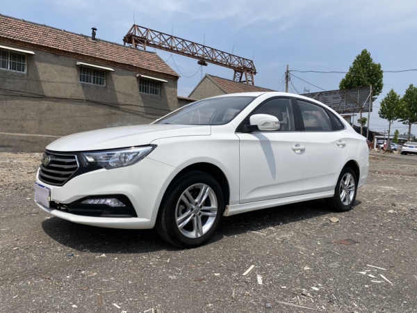 奔腾 B30  2019款 1.6L 自动舒适型