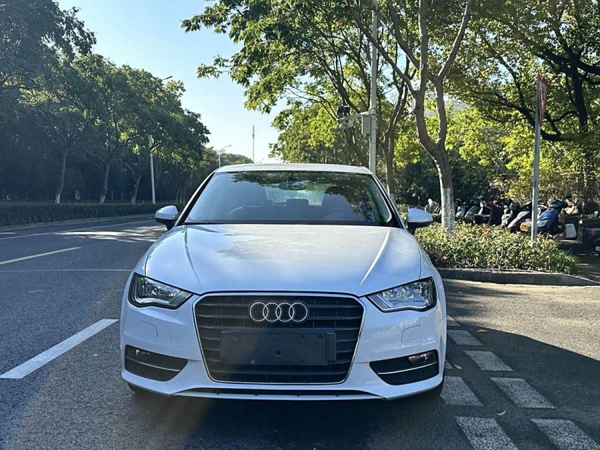 奧迪 奧迪A3  2014款 Sportback 35 TFSI 自動(dòng)進(jìn)取型圖片