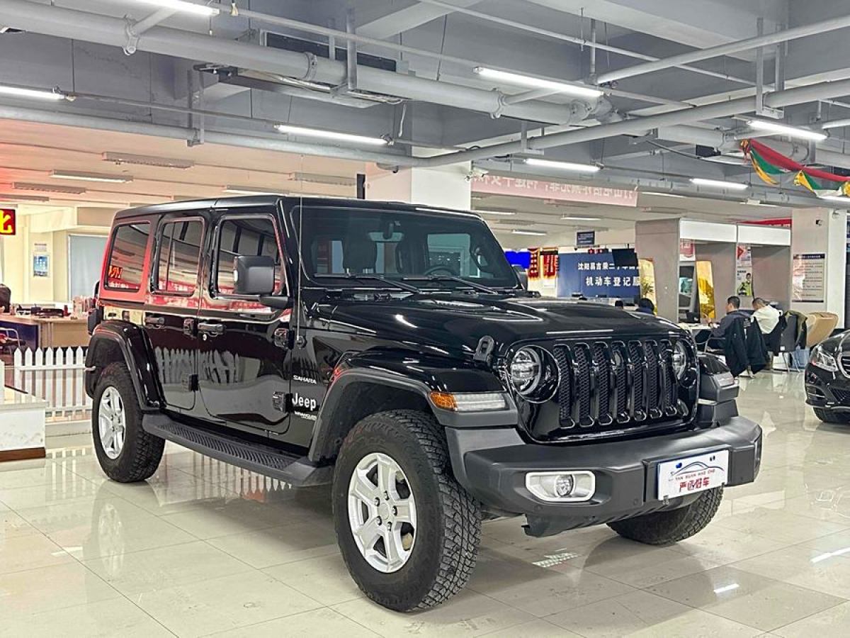 Jeep 牧馬人  2018款 2.0T Sahara 四門版圖片