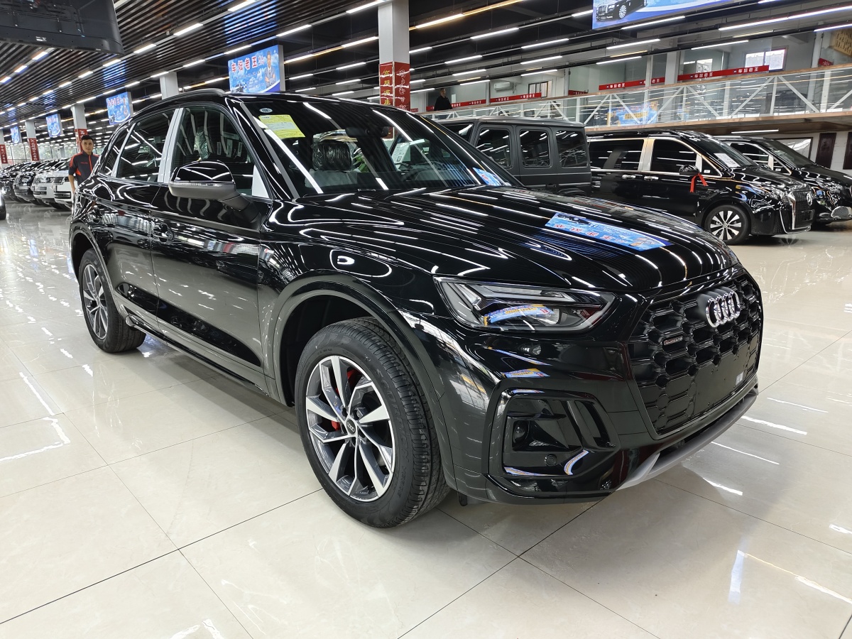 奧迪 奧迪Q5L  2024款 40 TFSI 豪華動(dòng)感型圖片