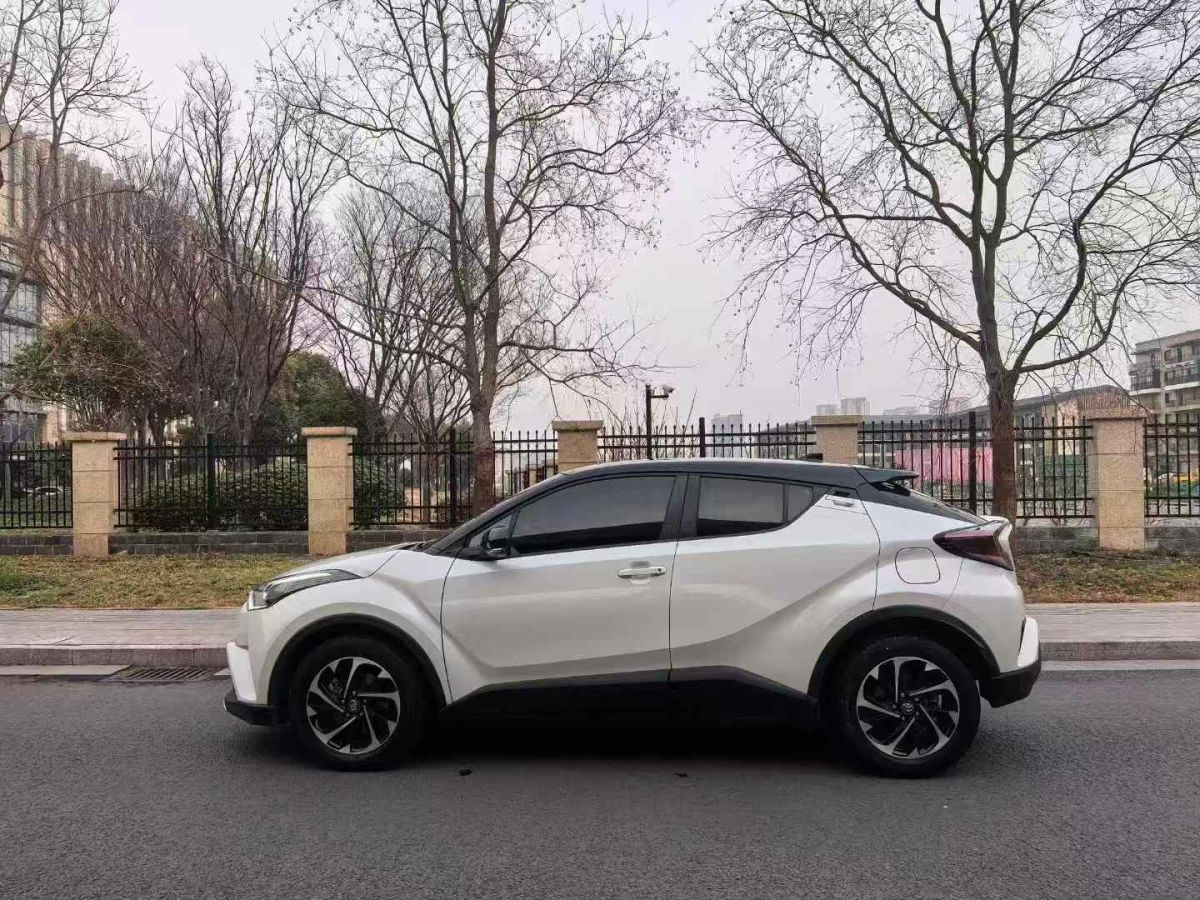 2020年1月豐田 C-HR EV  2020款 尊貴天窗版