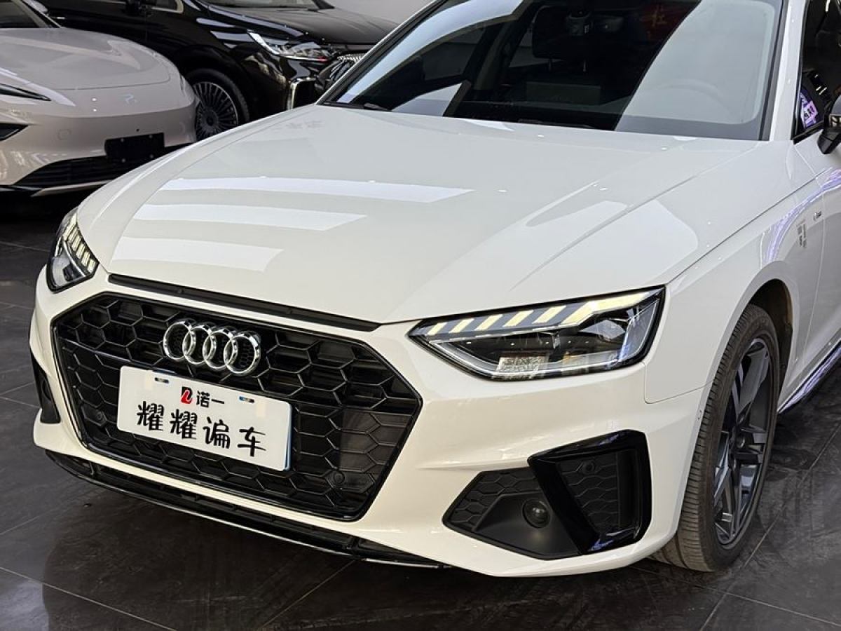 奧迪 奧迪A4L  2022款 40 TFSI 豪華動感型圖片