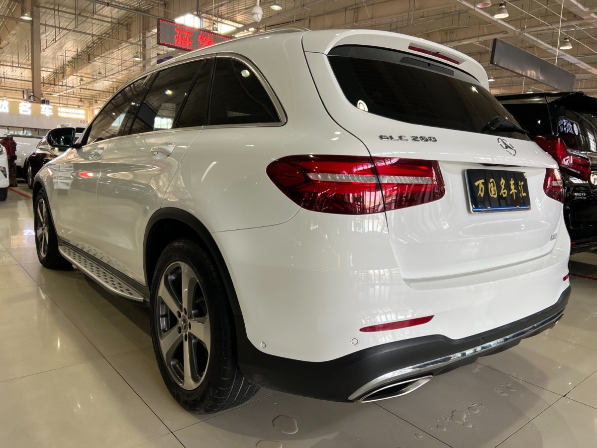 2017年7月奔馳 奔馳GLC  2017款 GLC 260 4MATIC 動感型