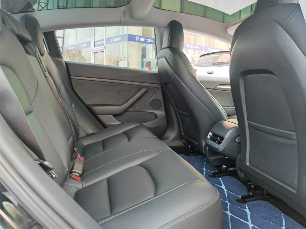 特斯拉 Model S  2021款 Plaid Plus 版圖片