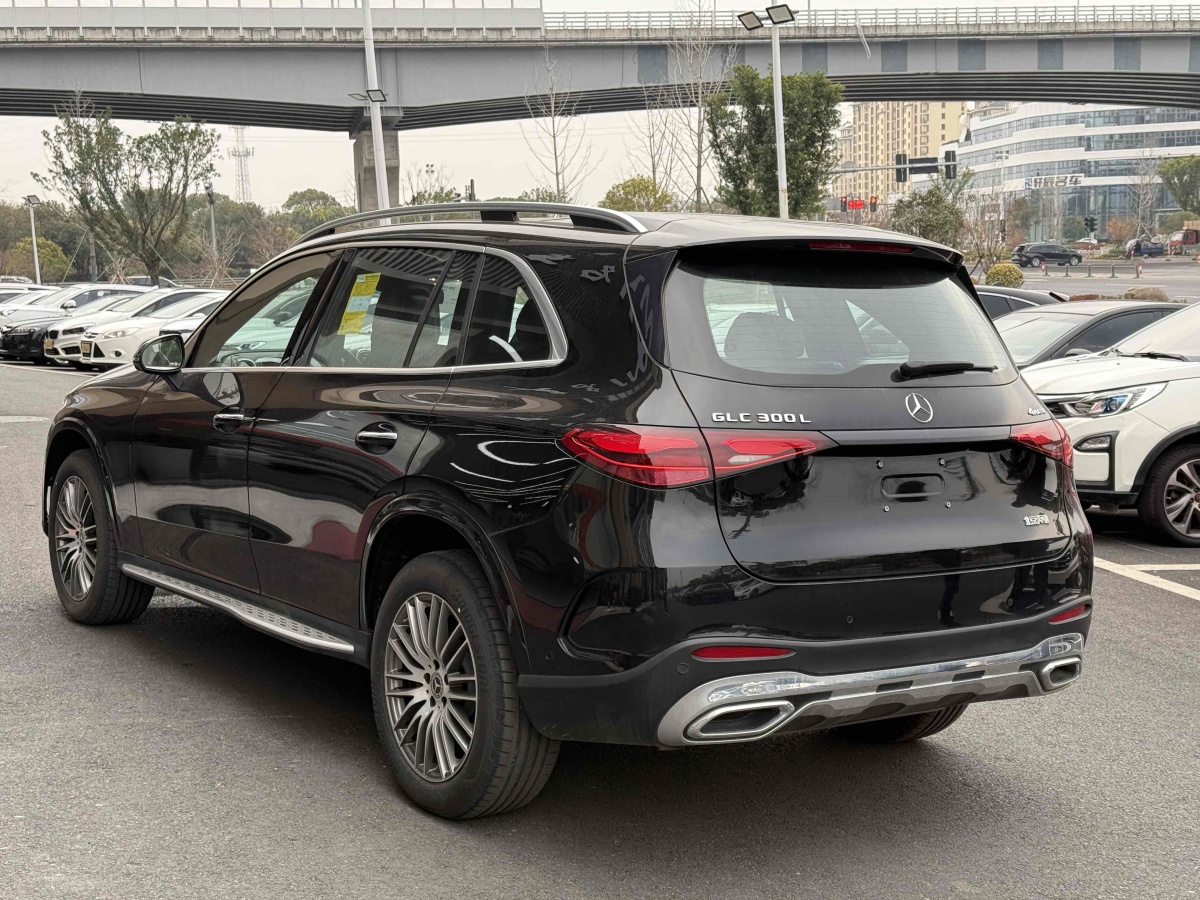 奔馳 奔馳GLC  2018款 改款 GLC 300 4MATIC 動感型圖片