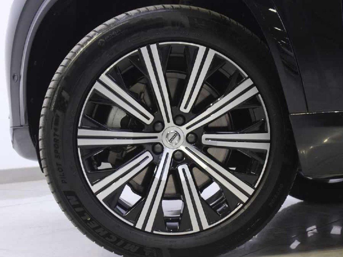 沃爾沃 XC90  2024款 B6 智雅豪華版 7座圖片