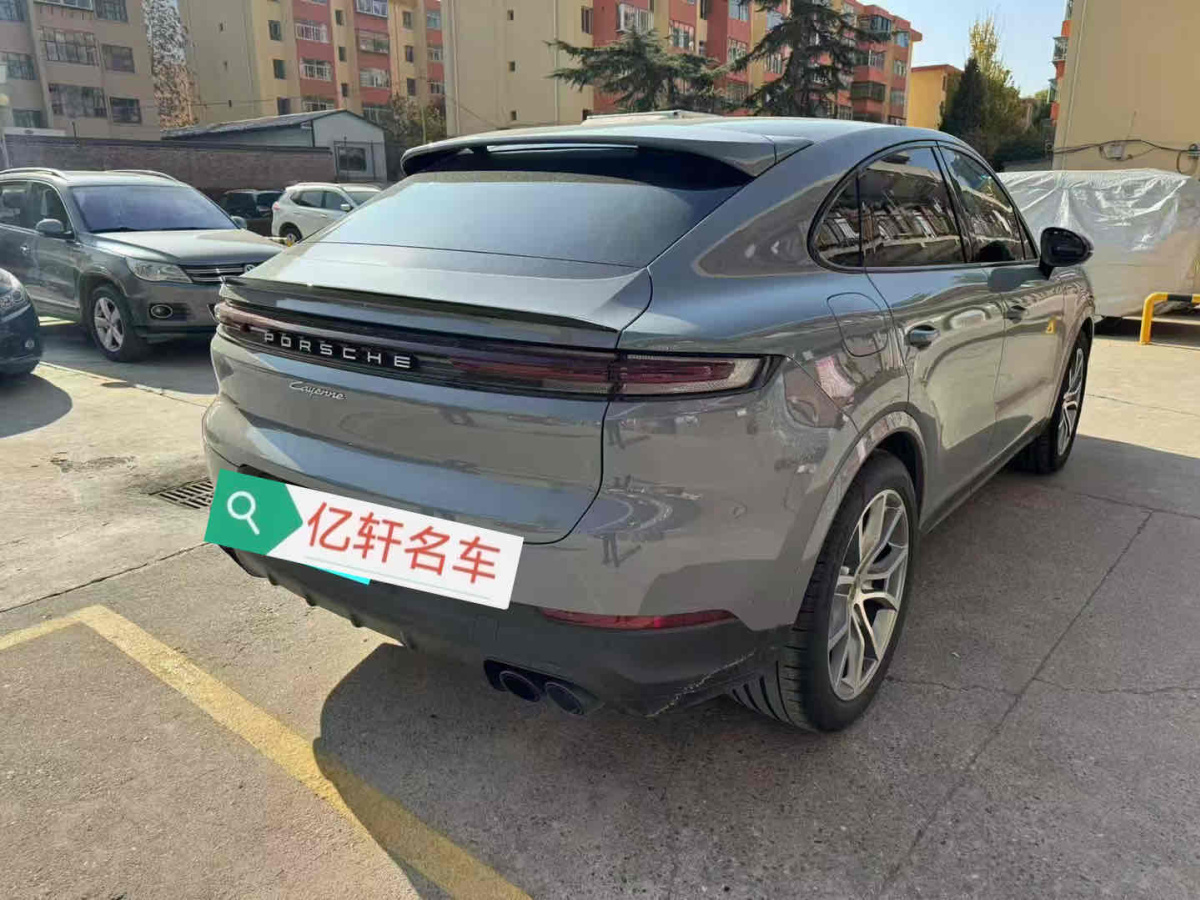 保時(shí)捷 Cayenne  2024款 Cayenne Coupé 3.0T圖片