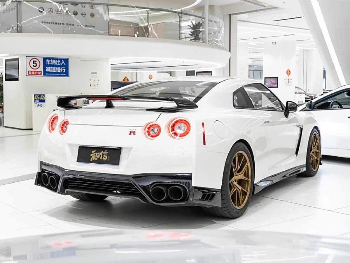 日產(chǎn) GT-R  2013款 3.8T Premium Edition圖片