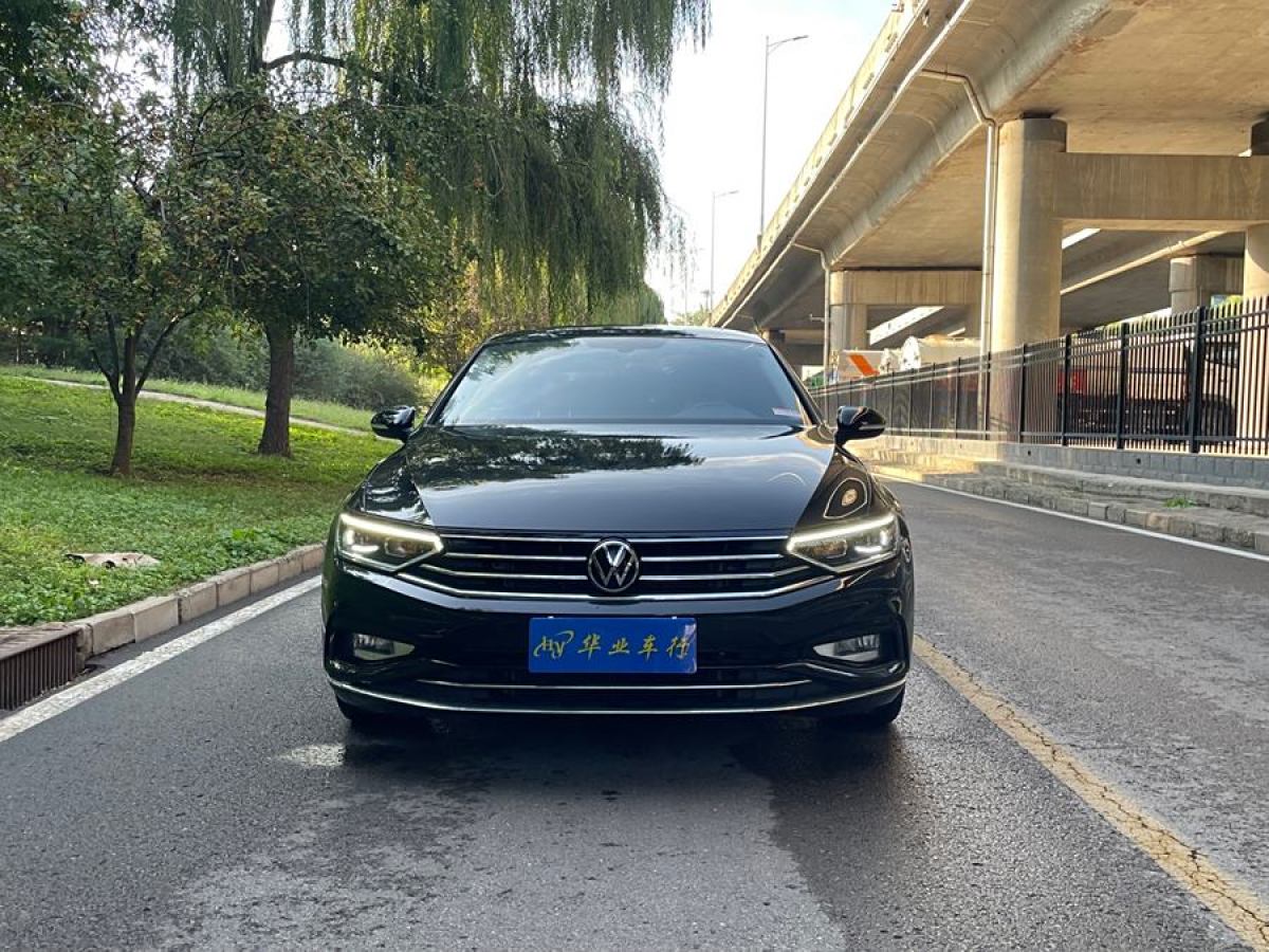 大眾 邁騰  2020款 330TSI DSG 領(lǐng)先型圖片