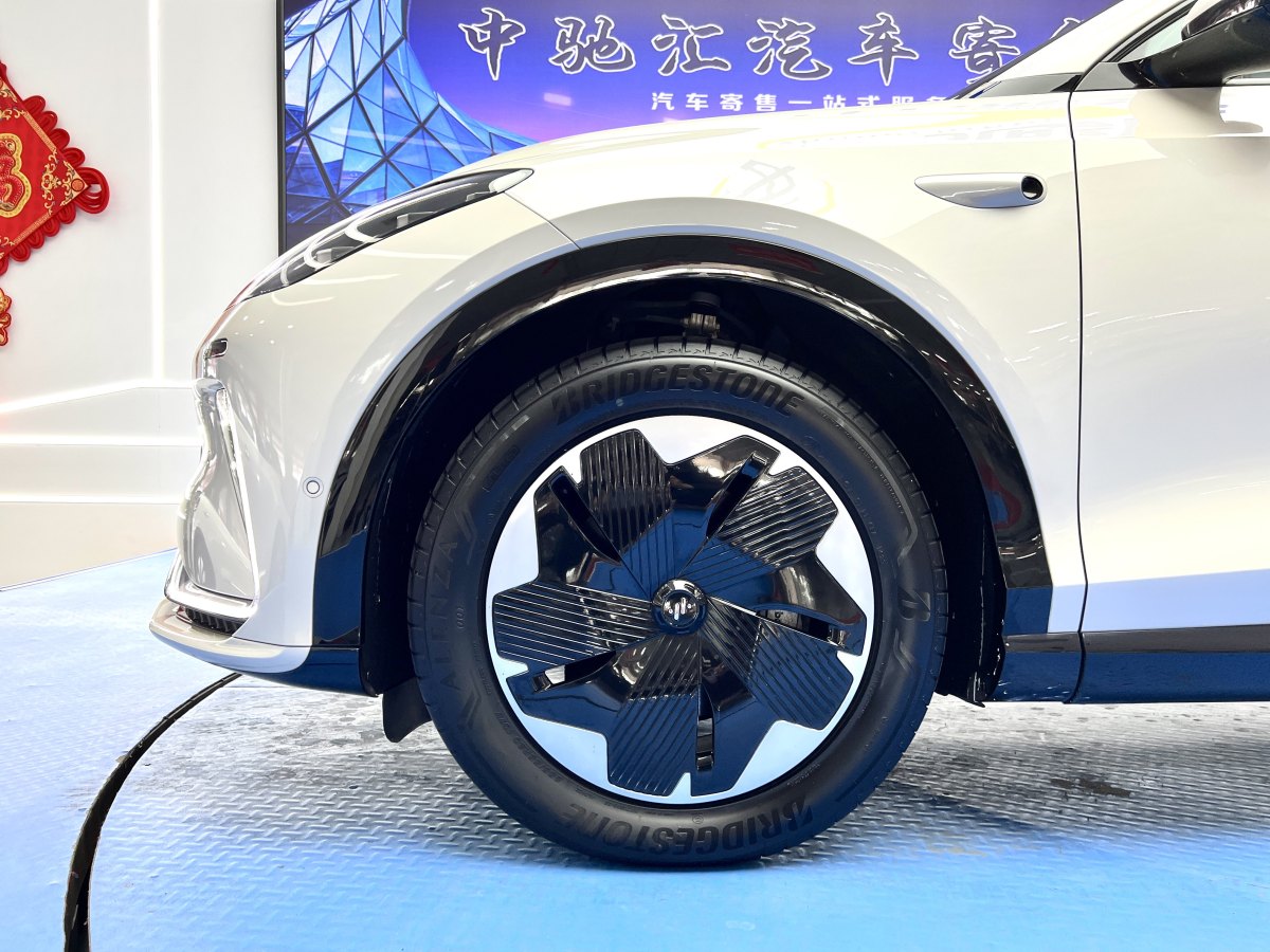 2024年2月智己 智己LS7  2023款 77kWh Urban Fit后驅(qū)版