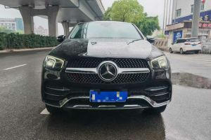 奔馳GLC 奔馳 GLC 300 4MATIC 轎跑SUV