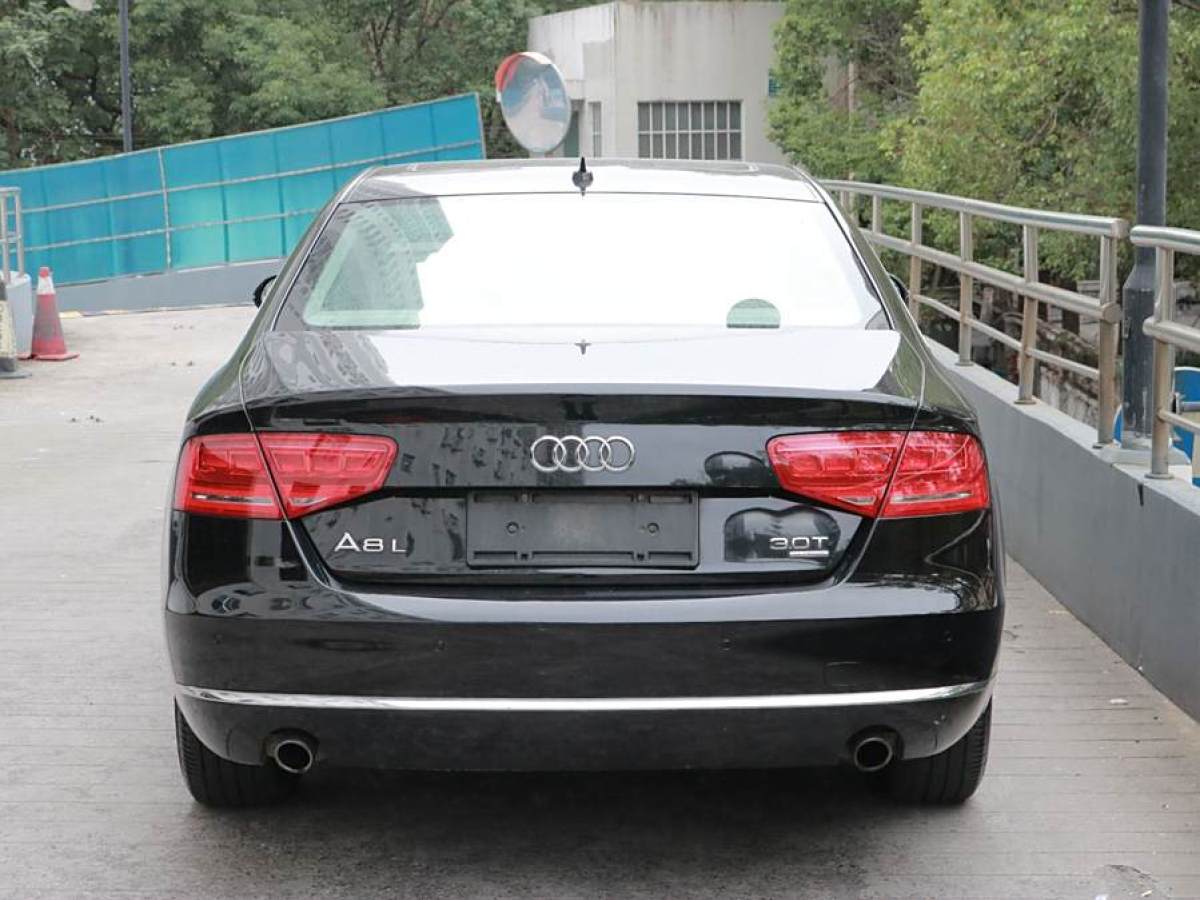 2011年4月奧迪 奧迪A8  2011款 A8L 3.0 TFSI quattro舒適型(213kW)