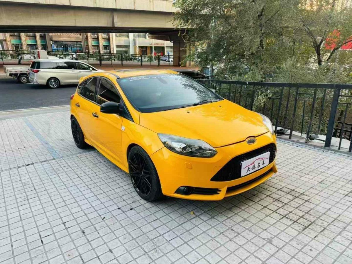 福特 ?？怂? 2013款 2.0T ST 橙色版圖片