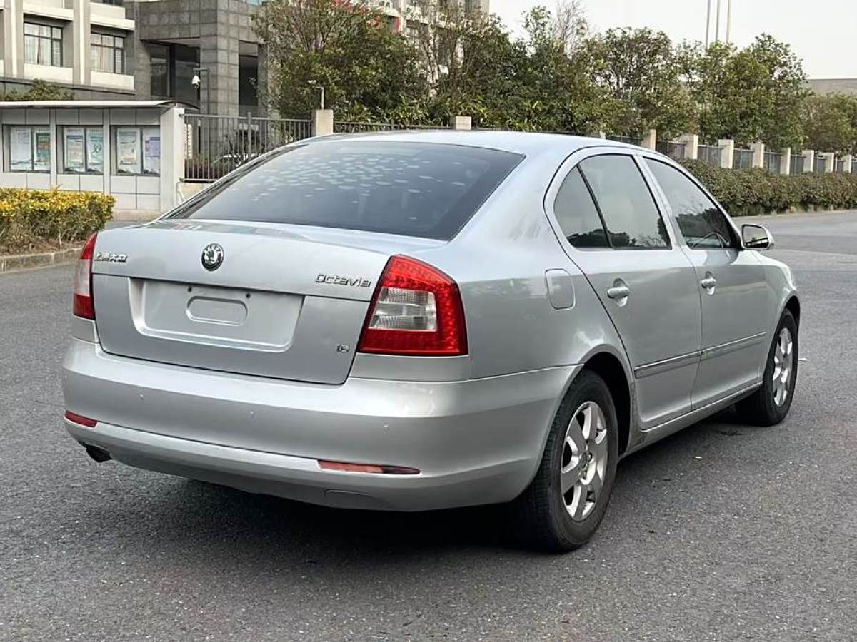 斯柯達(dá) 明銳  2010款 1.6L 自動逸俊版圖片