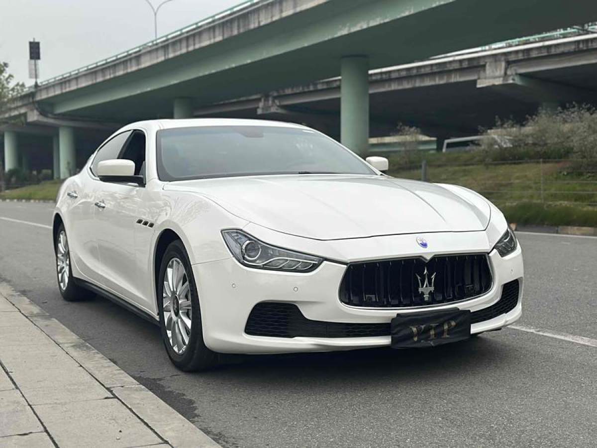 瑪莎拉蒂 Ghibli  2014款 3.0T 標(biāo)準(zhǔn)版圖片