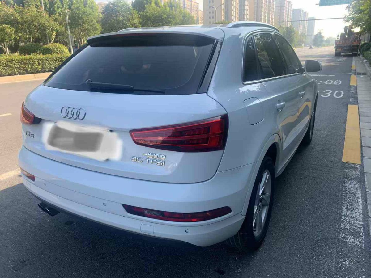 奧迪 奧迪Q3  2019款  35 TFSI 進(jìn)取動感型圖片