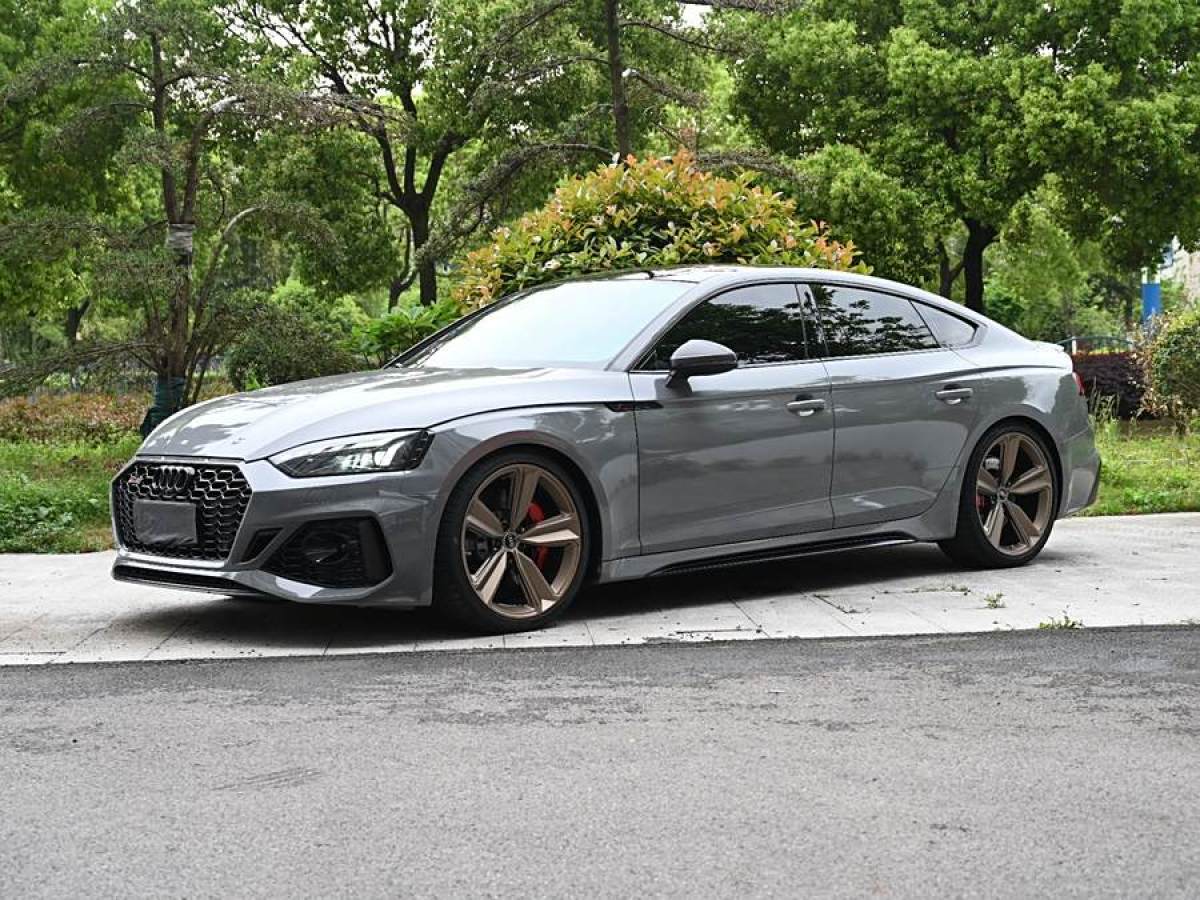 2021年9月奧迪 奧迪RS 5  2021款 RS5 Coupe 暗金版