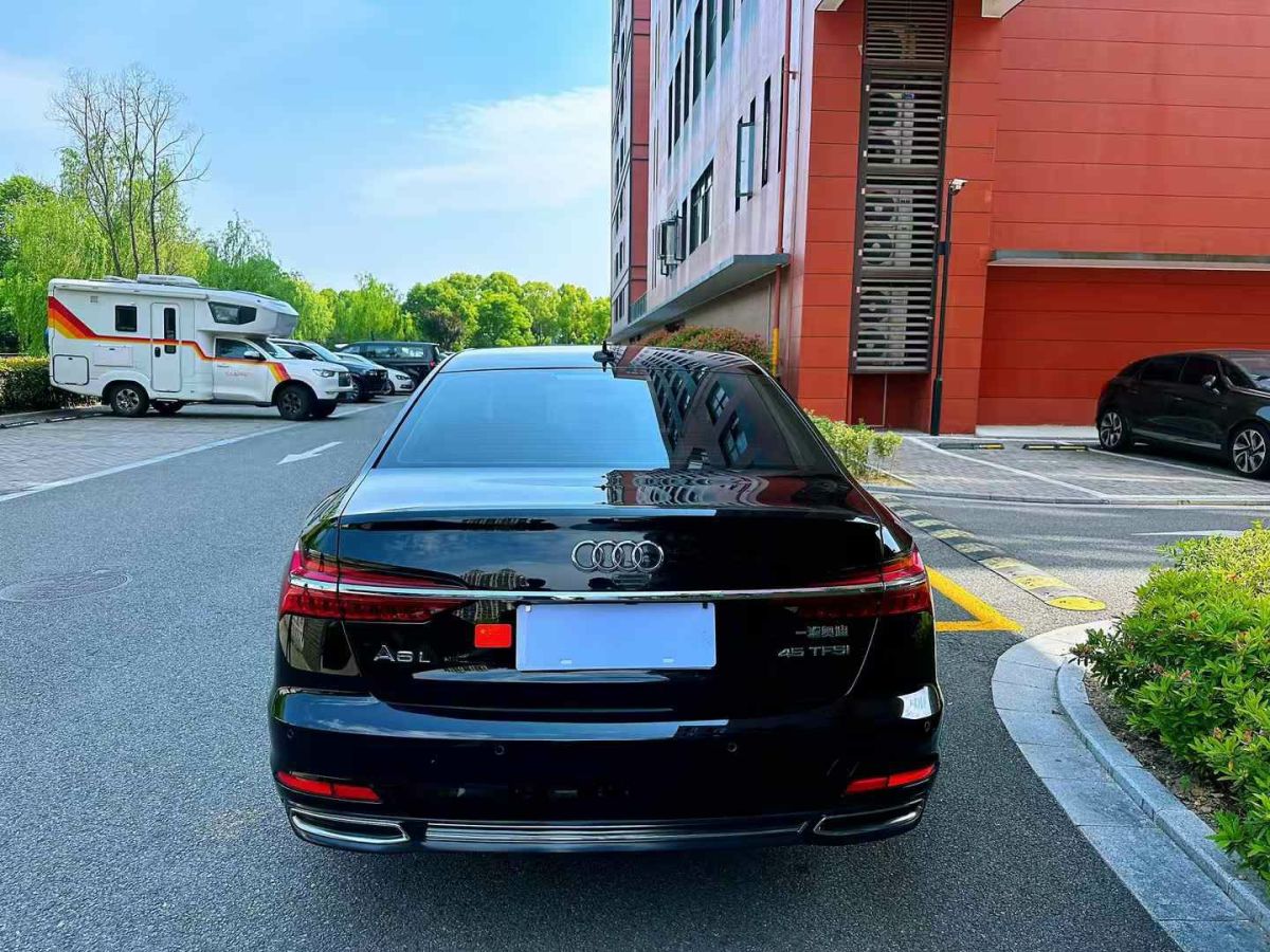 奧迪 奧迪A6L  2020款 40 TFSI 豪華動感型圖片