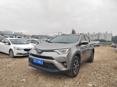 2017年1月 豐田 RAV4 榮放 2.0L CVT兩驅(qū)風尚版圖片