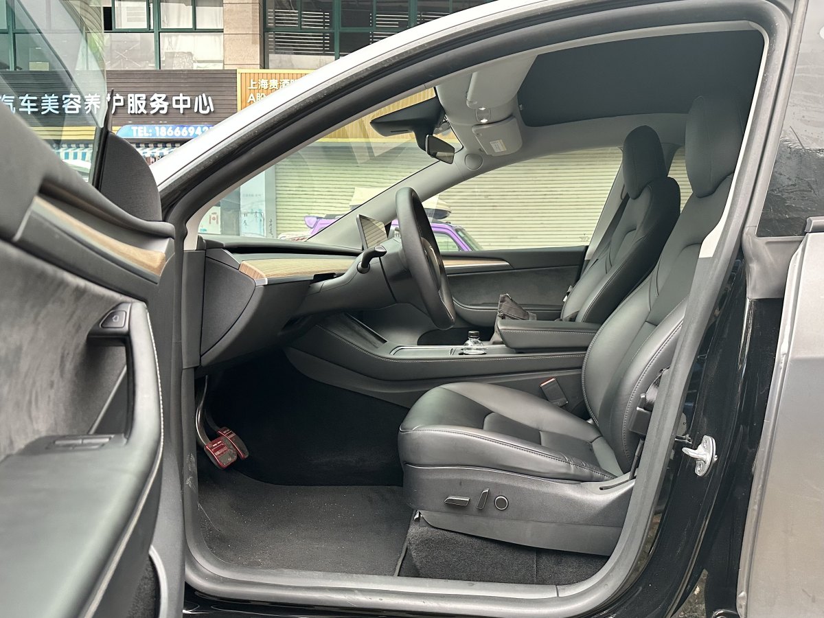 特斯拉 Model 3  2022款 后輪驅(qū)動(dòng)版圖片