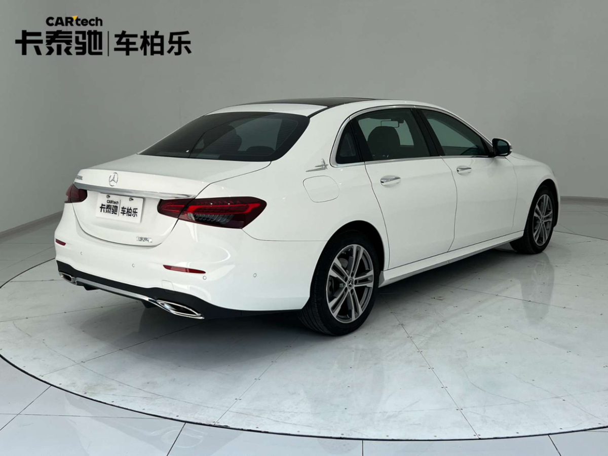 2022年03月奔驰 奔驰E级  2022款 E 260 L 运动型