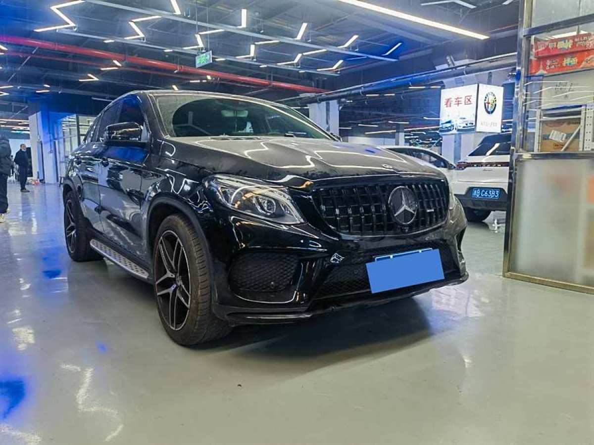 奔馳 奔馳GLE轎跑 AMG  2017款 AMG GLE 43 4MATIC 轎跑SUV圖片