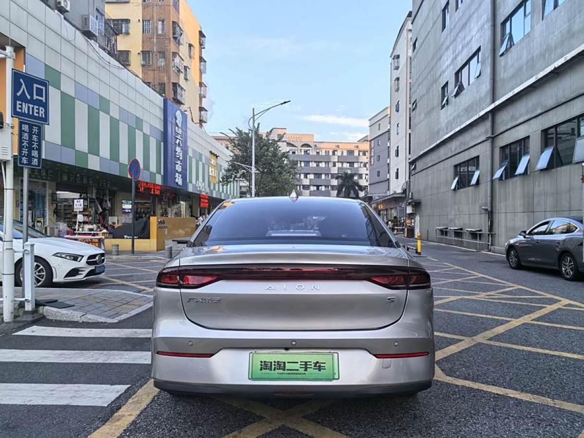 埃安 AION S  2023款 炫 580 55.2kWh 磷酸鐵鋰圖片