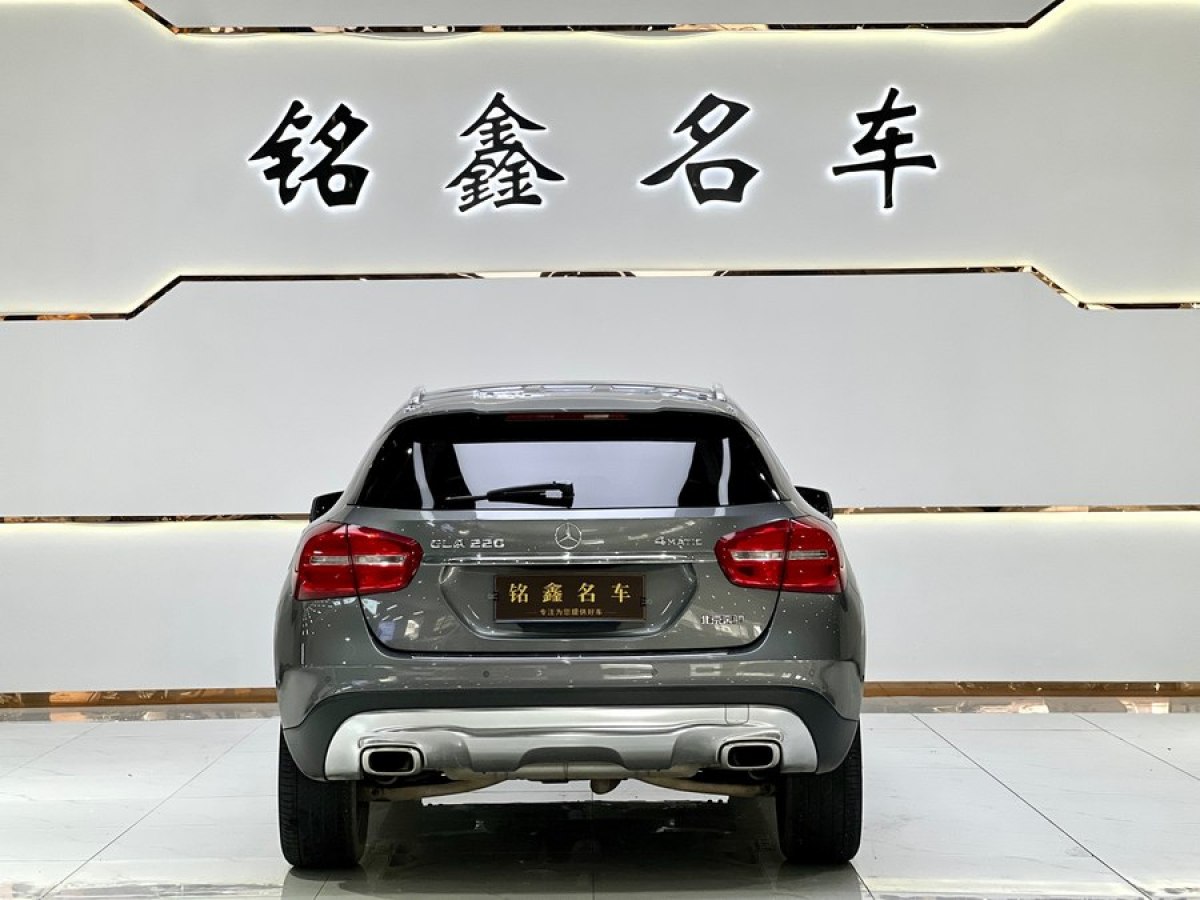 奔馳 奔馳GLA  2015款 GLA 220 4MATIC 時(shí)尚型圖片