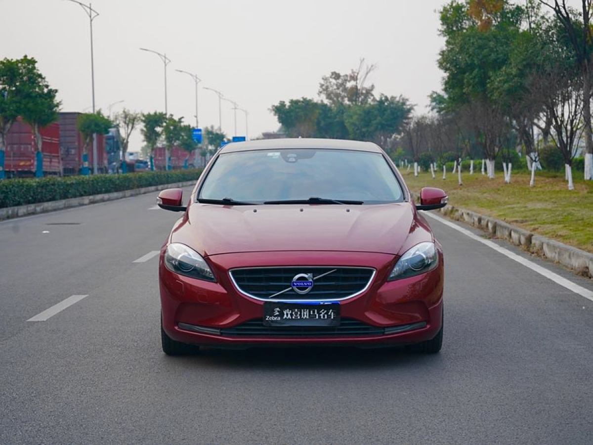 沃爾沃 V40  2015款 1.6T 智逸版圖片