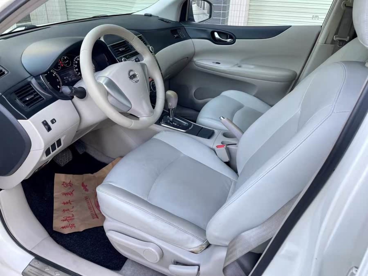 日產(chǎn) 騏達(dá)  2011款 1.6L CVT智能型圖片