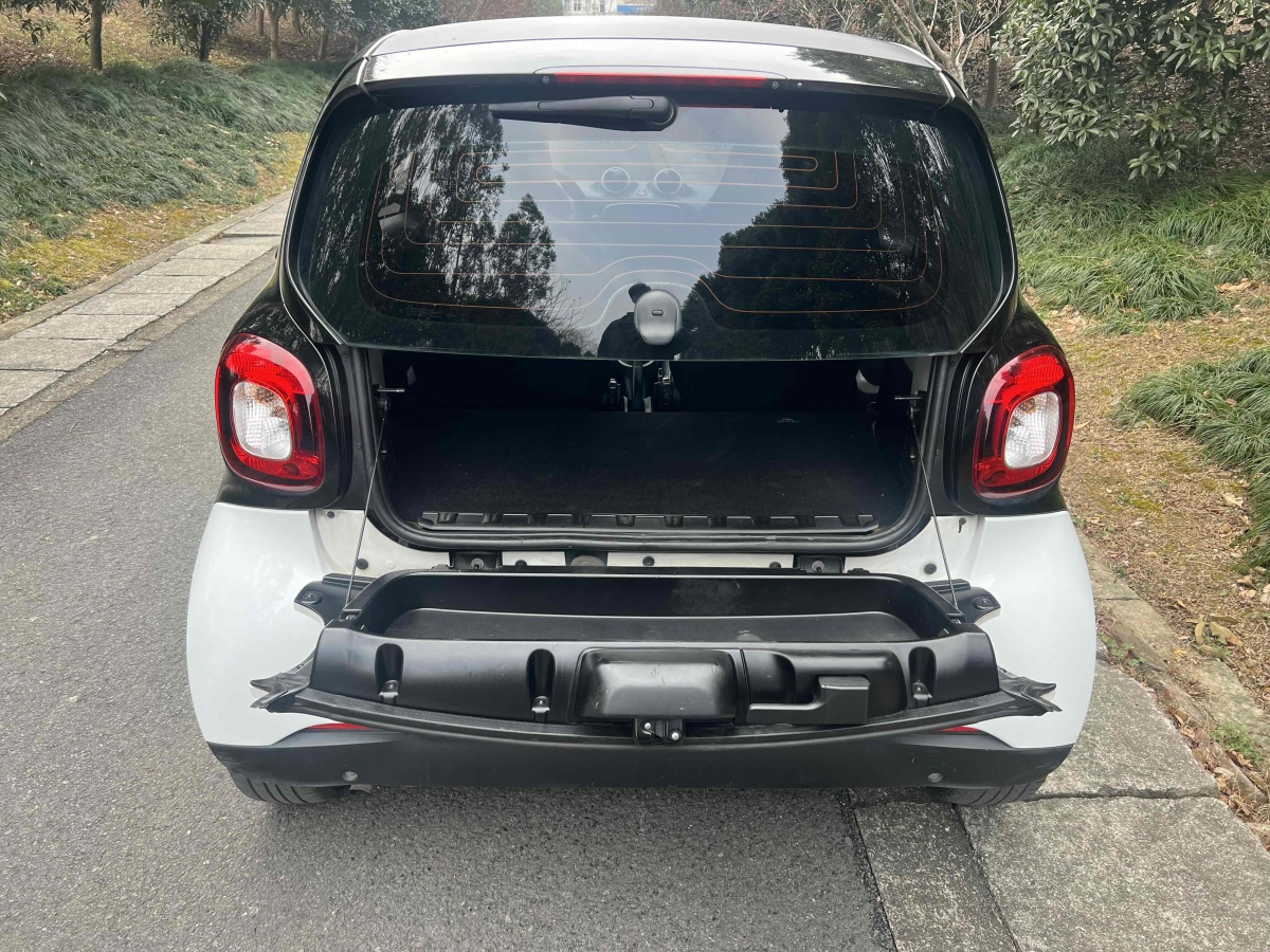 smart fortwo  2015款 1.0L 52千瓦硬頂靈動版圖片