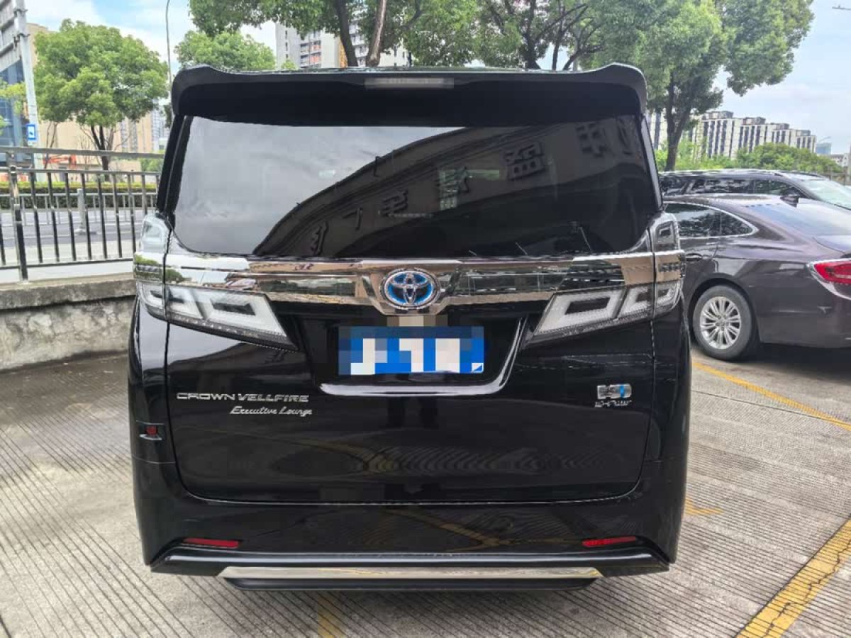 豐田 威爾法  2021款 皇冠 雙擎 2.5L HV至尊版圖片